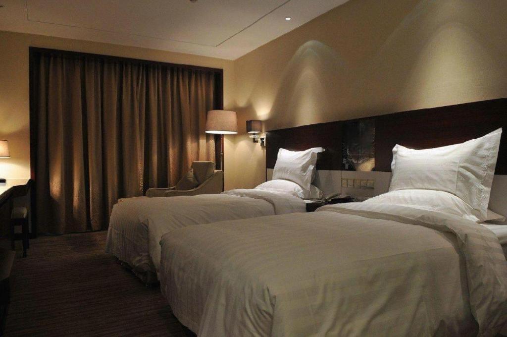 Beijing Guizhou Hotel Екстер'єр фото