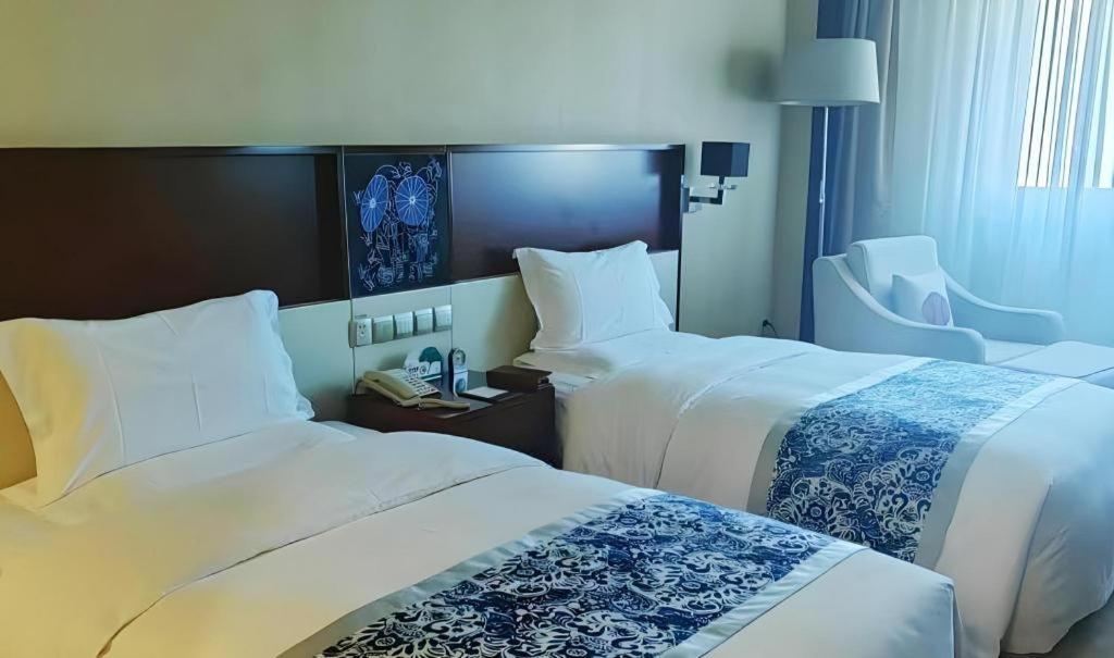 Beijing Guizhou Hotel Екстер'єр фото