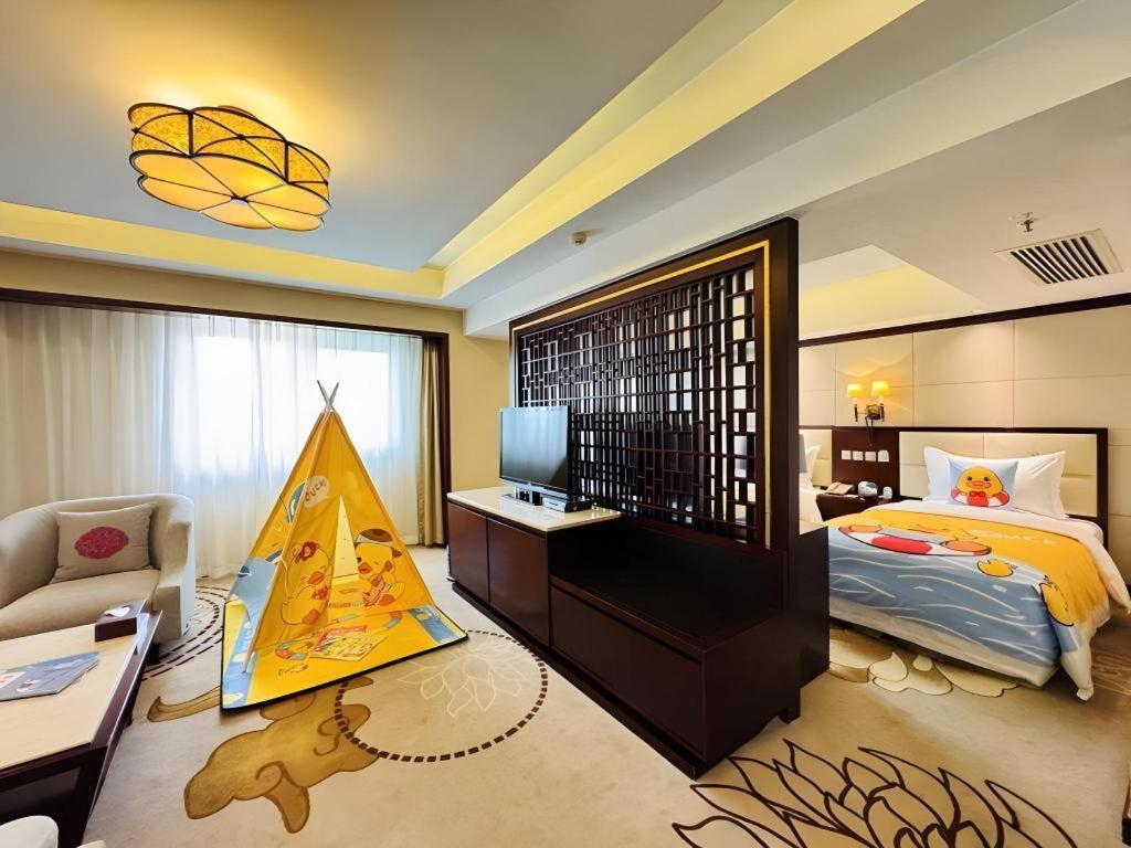 Beijing Guizhou Hotel Екстер'єр фото