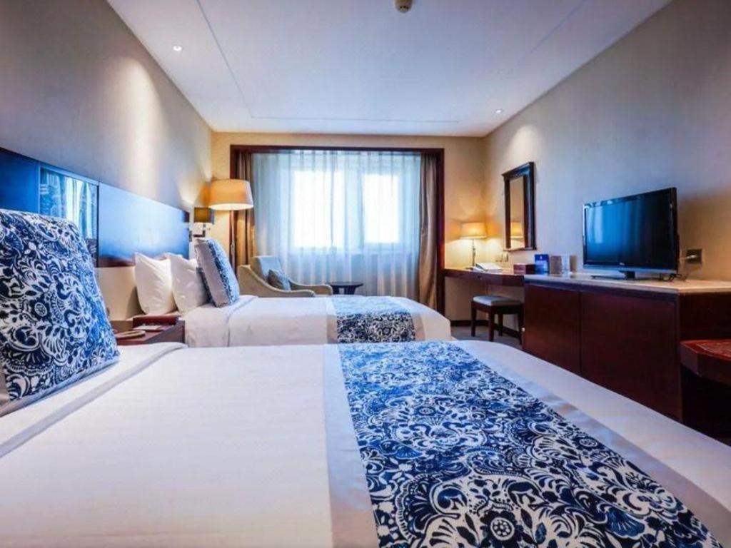 Beijing Guizhou Hotel Екстер'єр фото