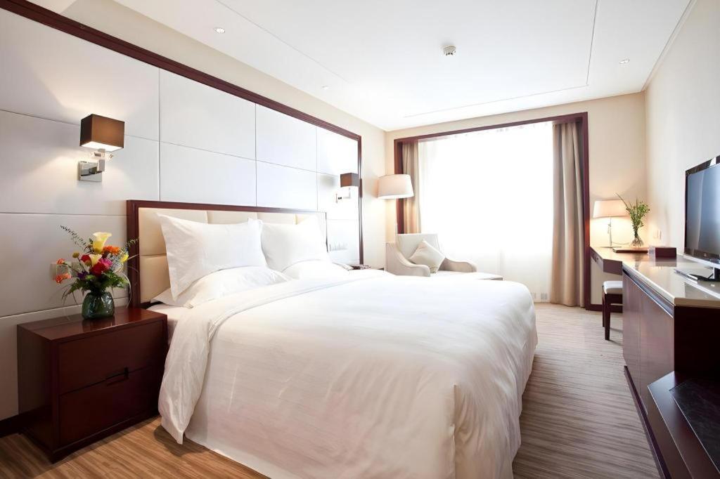 Beijing Guizhou Hotel Екстер'єр фото