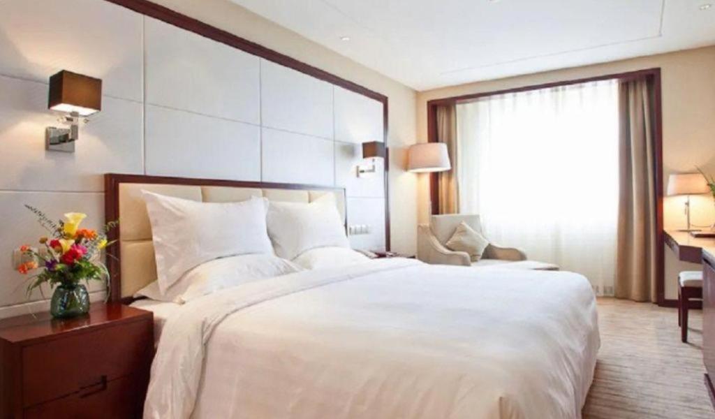 Beijing Guizhou Hotel Екстер'єр фото