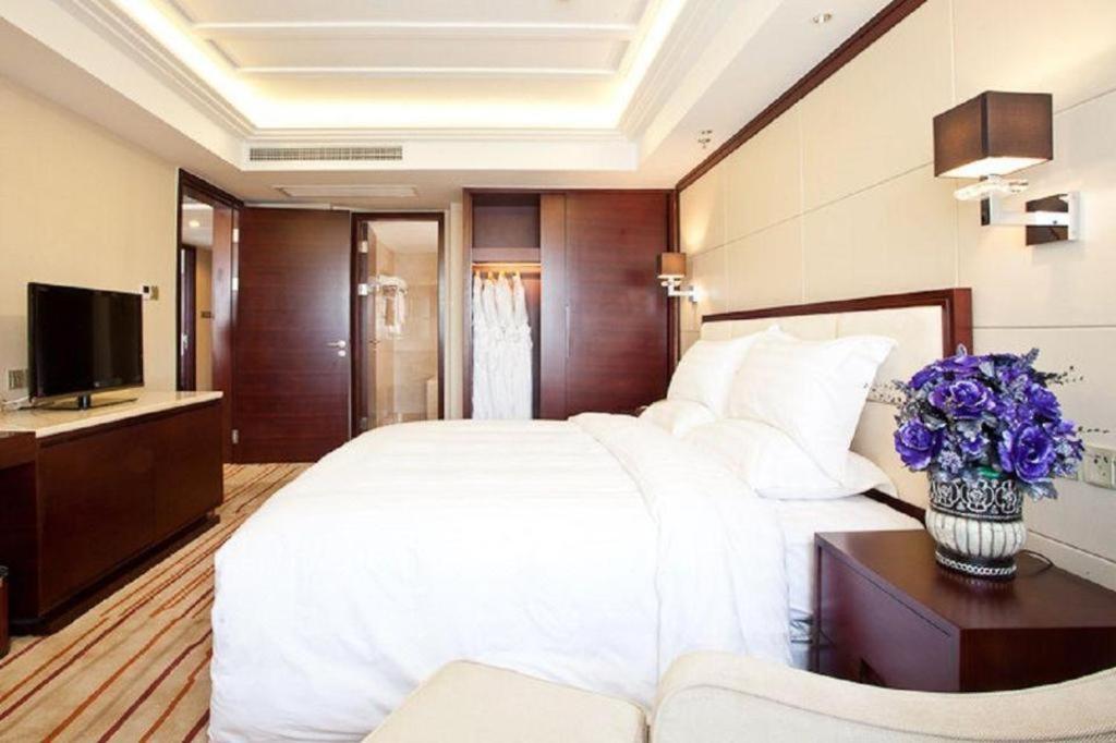 Beijing Guizhou Hotel Екстер'єр фото