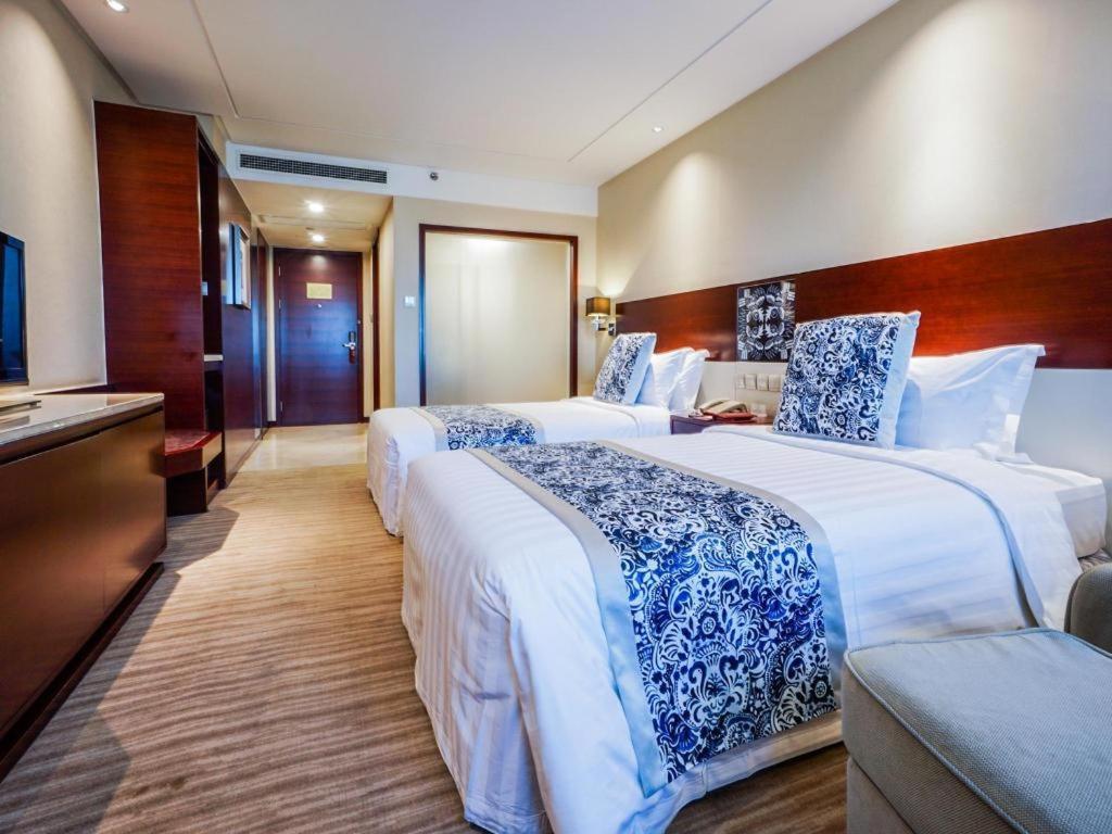 Beijing Guizhou Hotel Екстер'єр фото