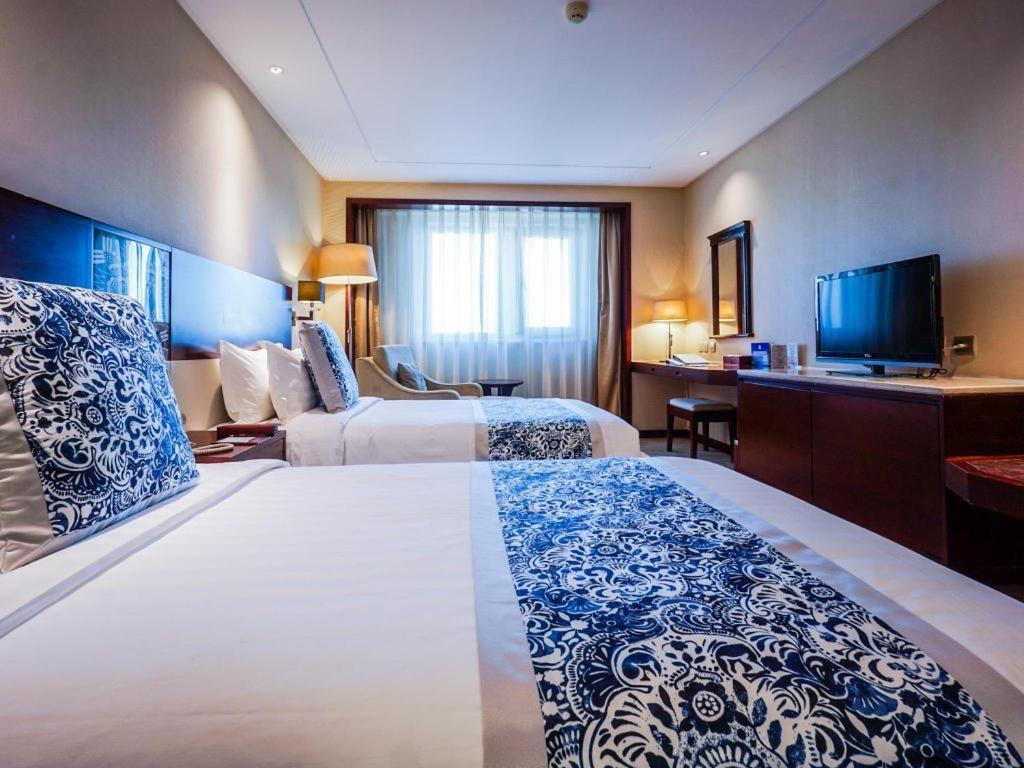 Beijing Guizhou Hotel Екстер'єр фото